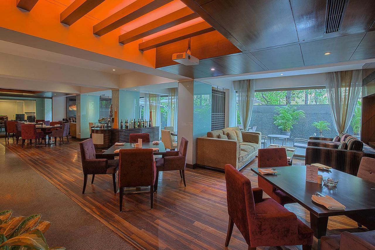 Oakwood Residence Naylor Road Pune Esterno foto